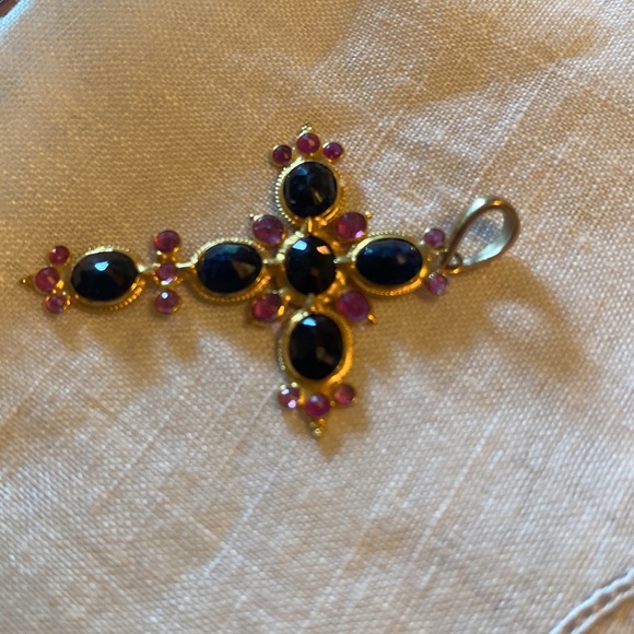 12 k Gold Cross with Sapphires and Rubies - Picture 5 of 6